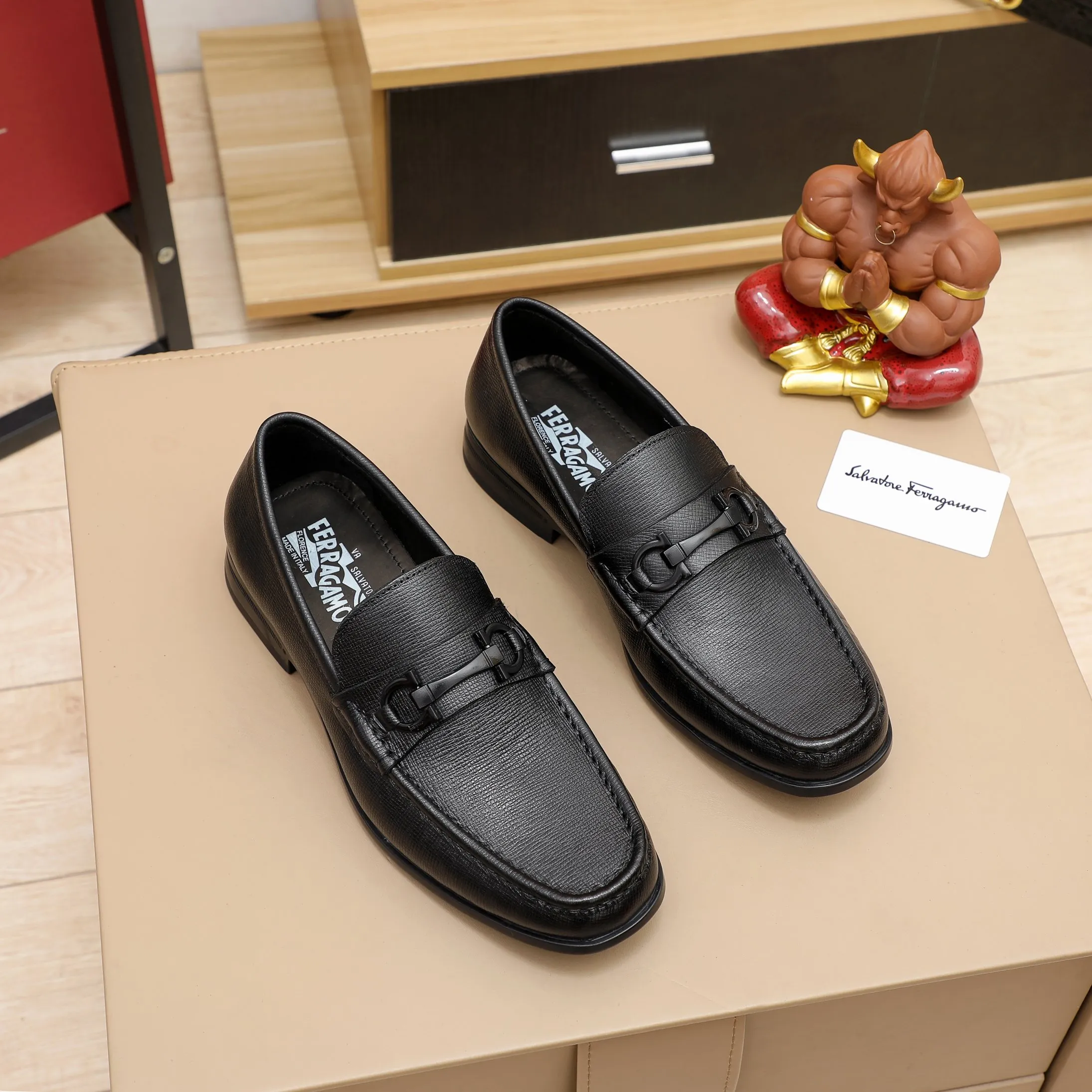 Men's shoes 💰540 🕷🕷🐂【Ferragamo】Ferragamo Popular fashion casual shoes🇨🇳Official website counter 1:1 production, original mold opening💯Good quality visible, imported high-end first-layer pebbled calfskin, water-dyed🐂leather lining🌿very clear texture, high-quality waterproof, non-slip and wear-resistant outsole🎋high quality and low price, truly handmade🍓black, coffee color, 2 colors available! Code number 38-45……